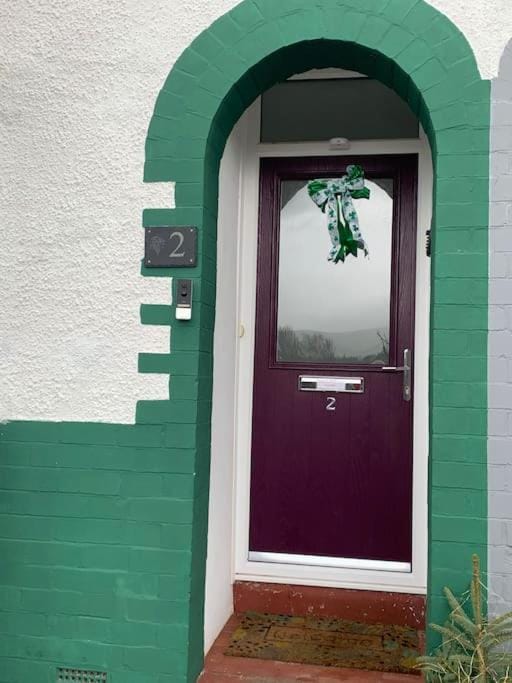 Mountain views in the heart of Brecon Town House in Brecon