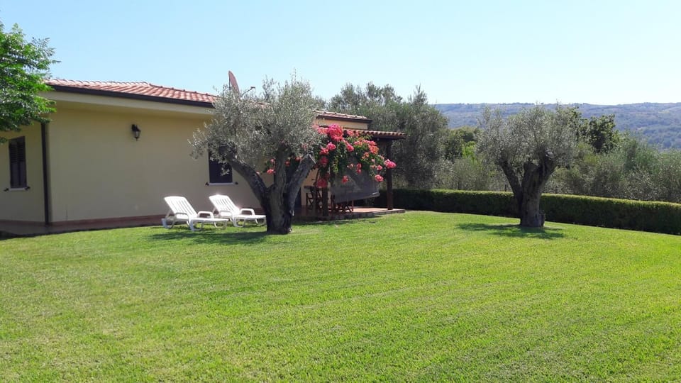 Property building, Garden, Garden, Garden view, Garden view, Breakfast