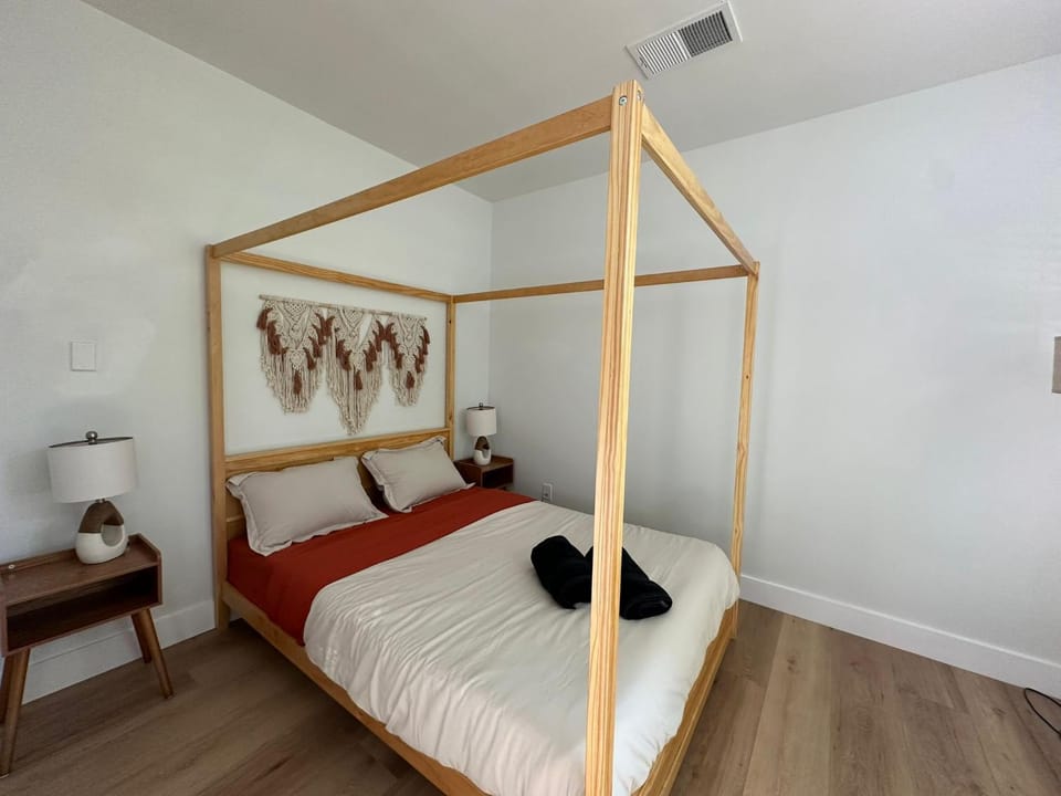 Bed, Bedroom