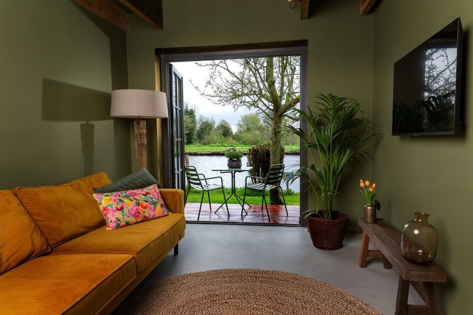 Garden, Balcony/Terrace, Living room, Seating area, Garden view