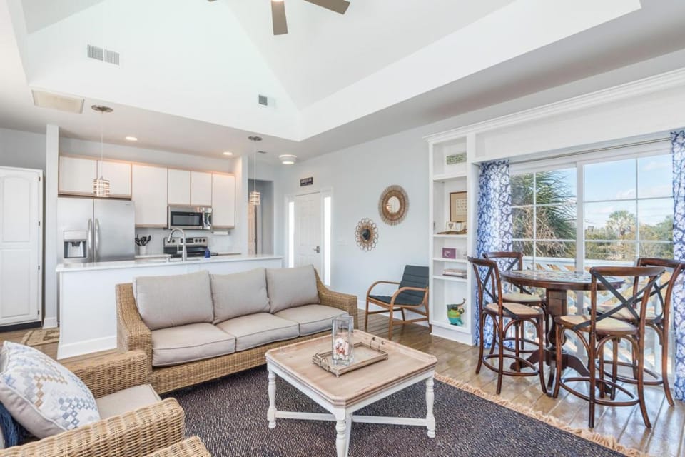 New Listing - Shrimp On Da Fly! House in Saint Helena Island