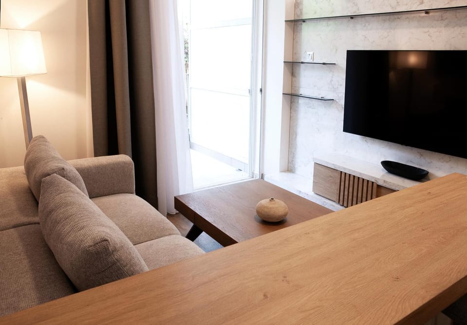 Aelia Luxury Properties - Executive Apartment Apartment in Vouliagmeni