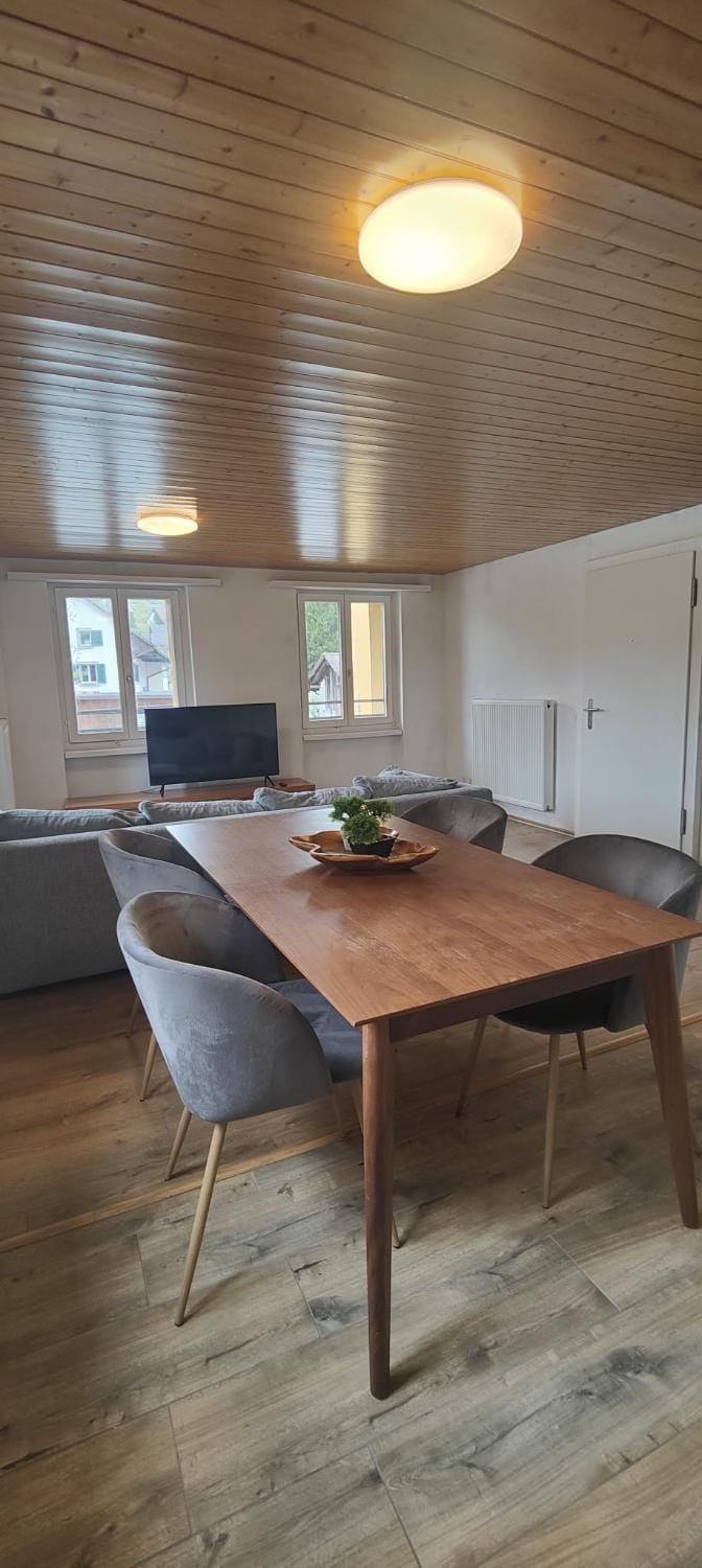 TV and multimedia, Dining area