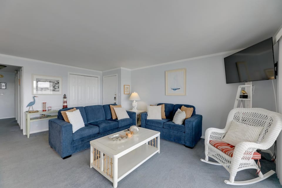 Walk to Beach! Family-Friendly Ocean City Condo House in Ocean City