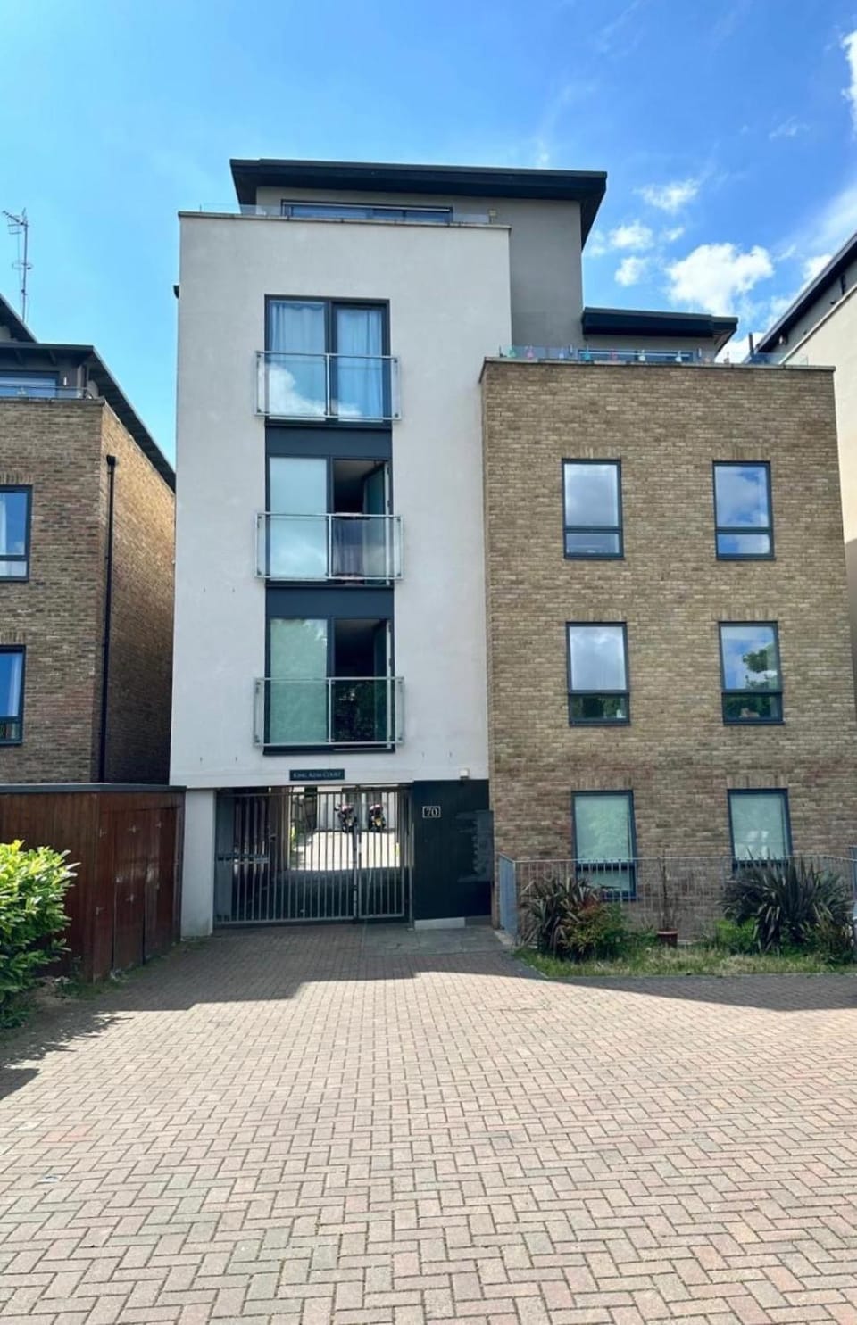 Property building, Day