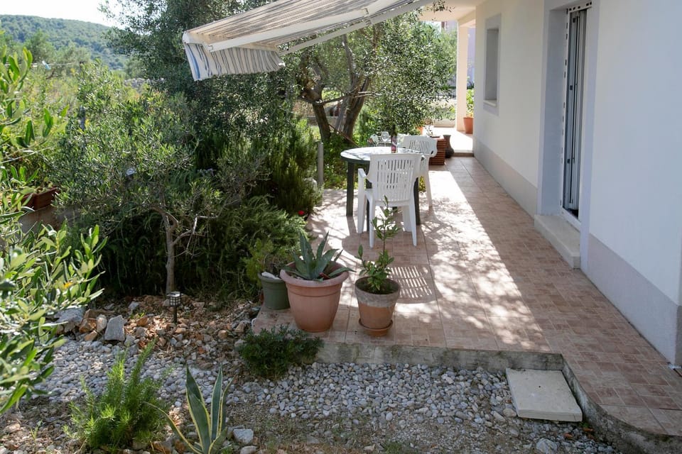 Kadulja apartment Apartment in Šibenik-Knin County, Croatia