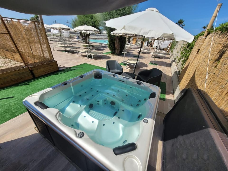 Hot Tub