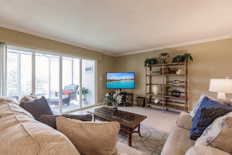 1077 PD - Standard House in Siesta Beach