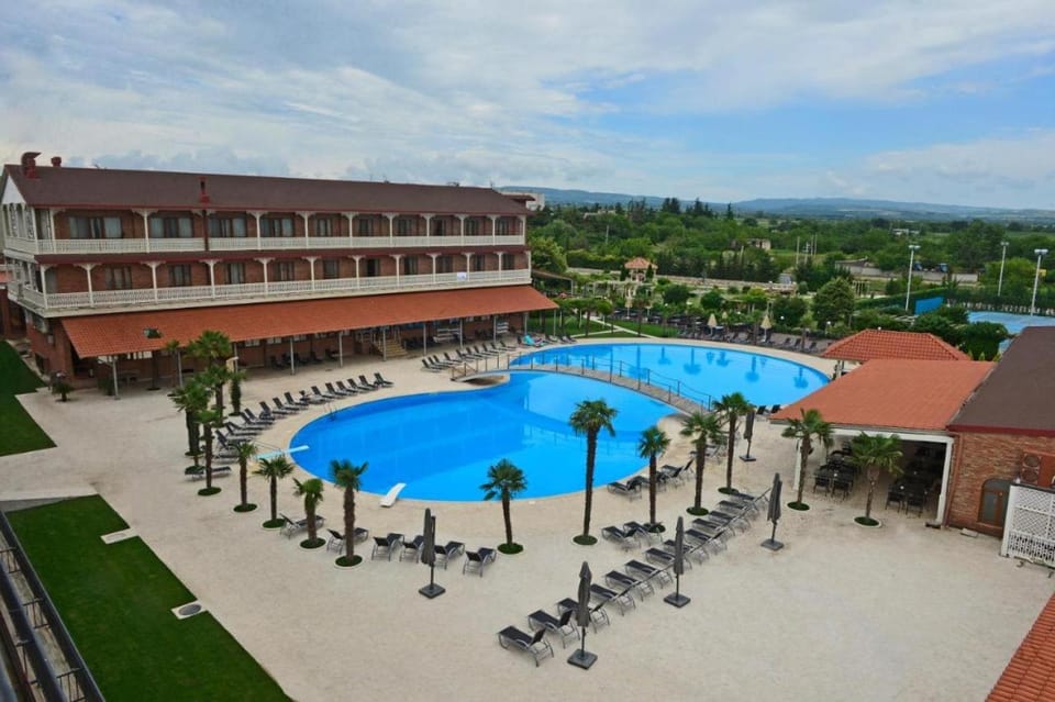 Swimming pool