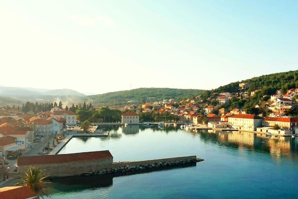 City view, Sea view