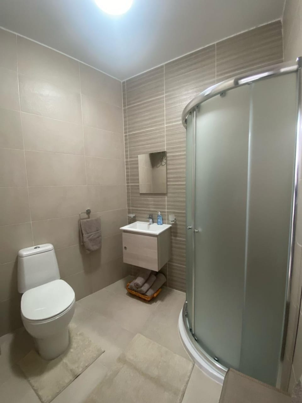 Shower, Toilet, Bathroom