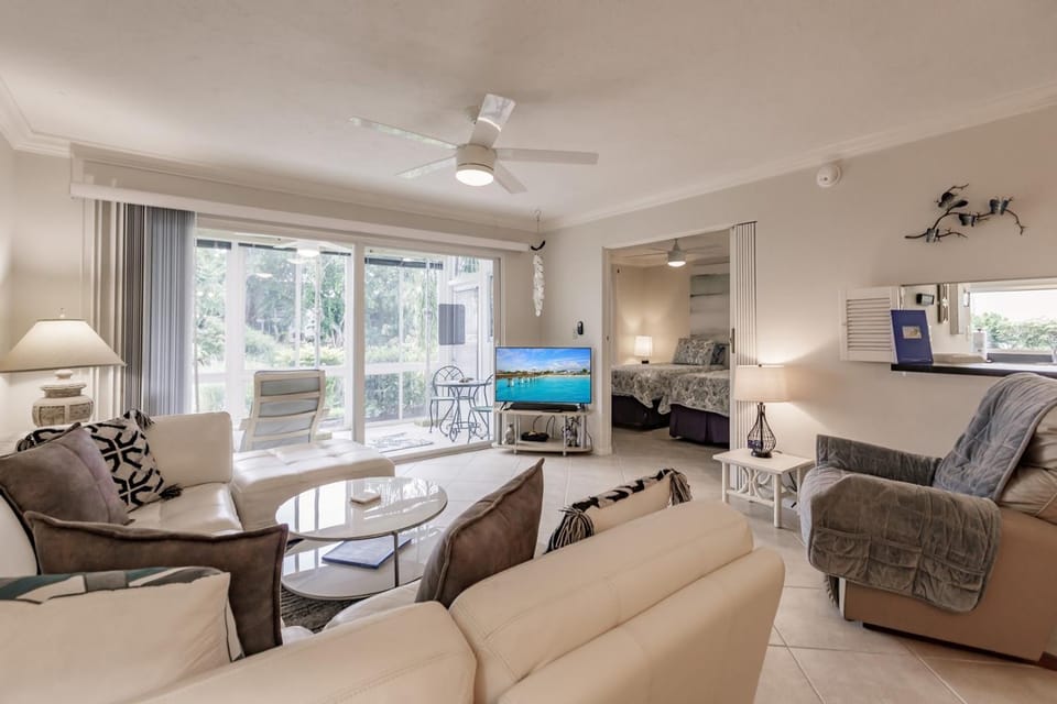 1128 PL Escape to this Pondside Paradise House in Siesta Beach