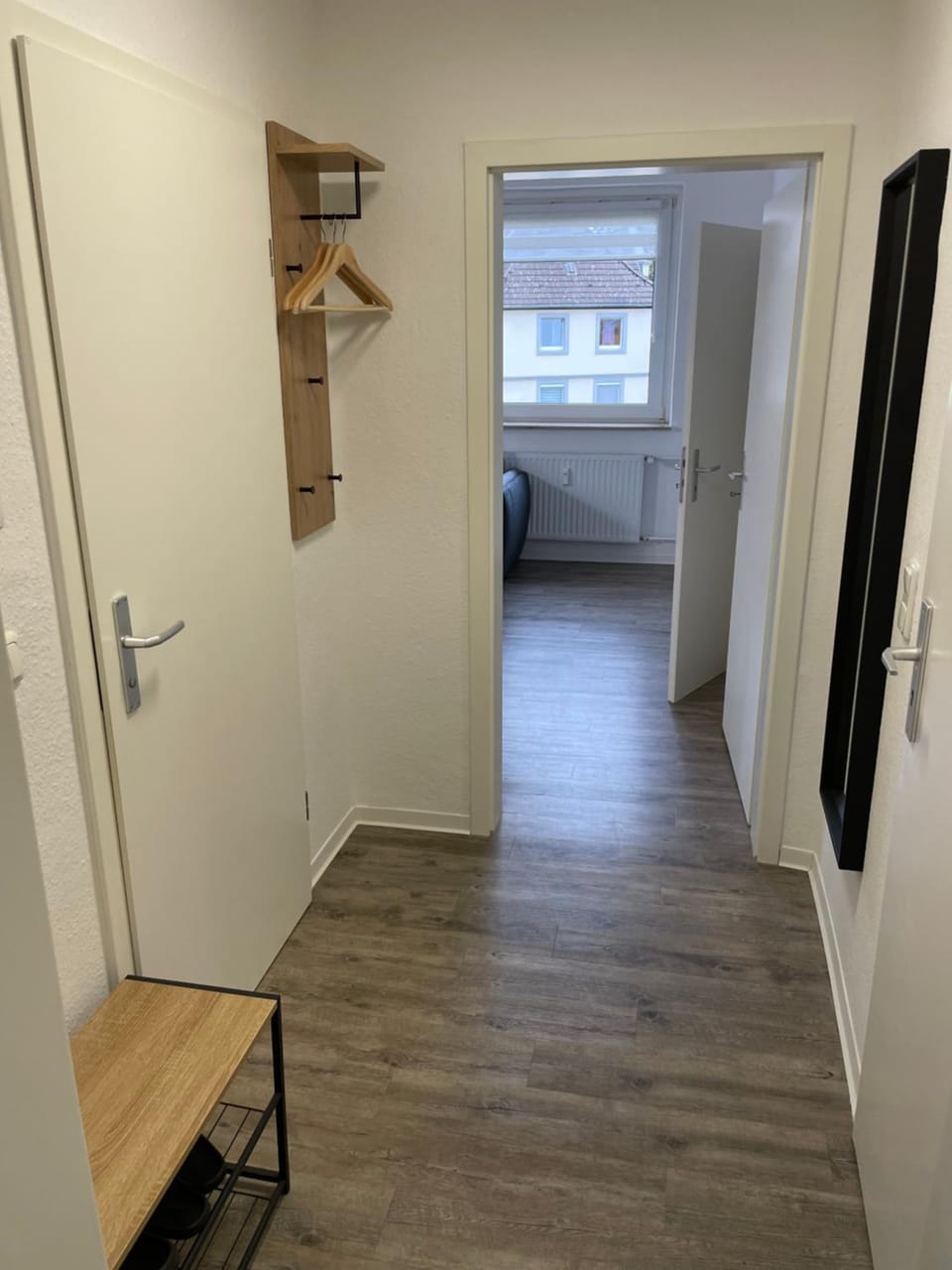 City Apartment 1#Netflix &Wlan &Kingsize Bett &Kaffee Maschine & Zentral & 500m Innenhafen & 2 min U Bahn Apartment in Duisburg