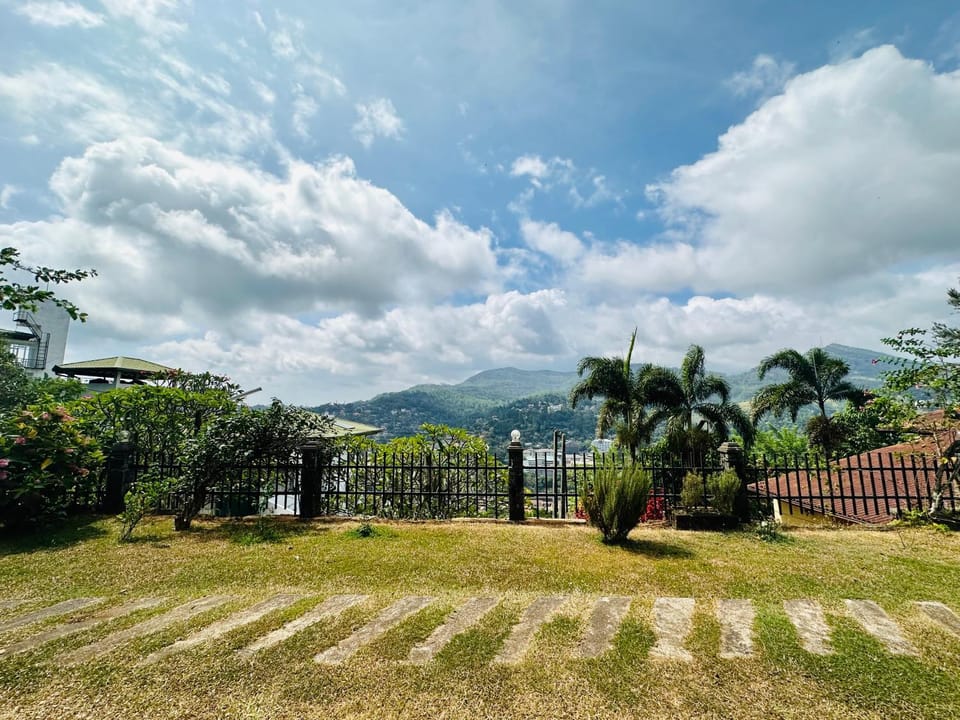 Garden view, Mountain view