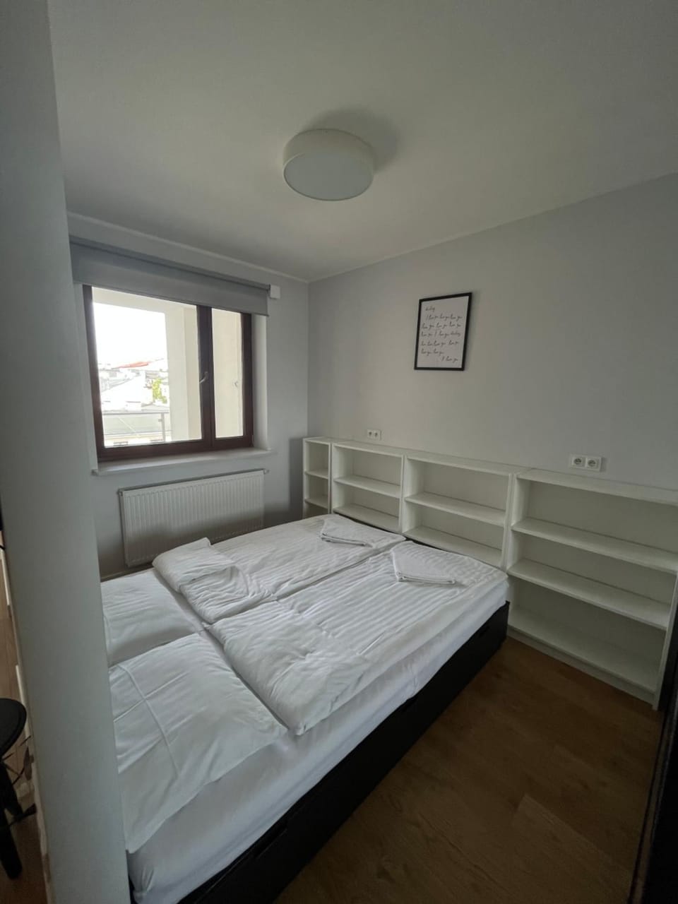 Old Praga District Apartment in Warsaw