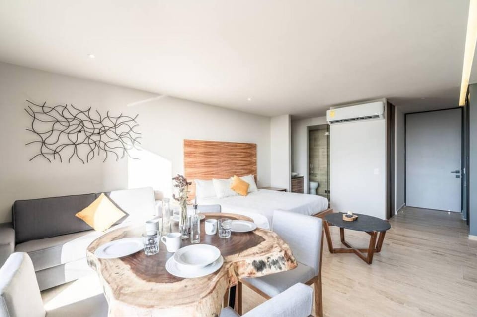 KAAB Condo with ocean view pool Apartment in Playa del Carmen