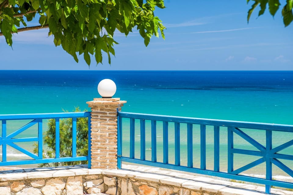 Beach, Internal: Not applicable to any particular room