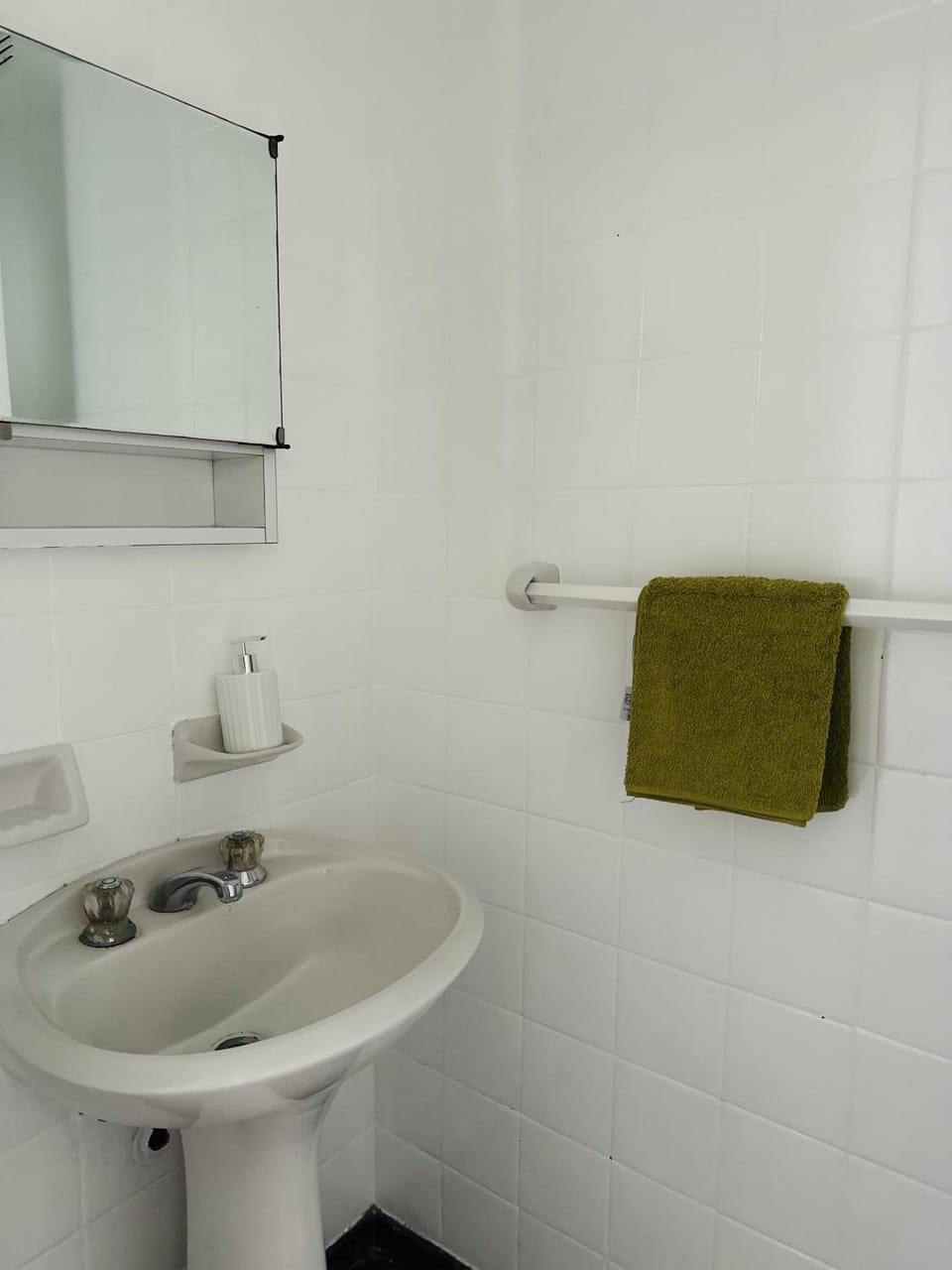 Bathroom, towels