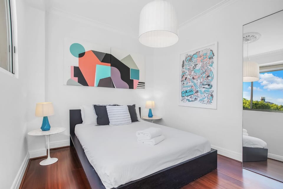 Bondi Beachfront Retreat - Beach views Apartment in Sydney