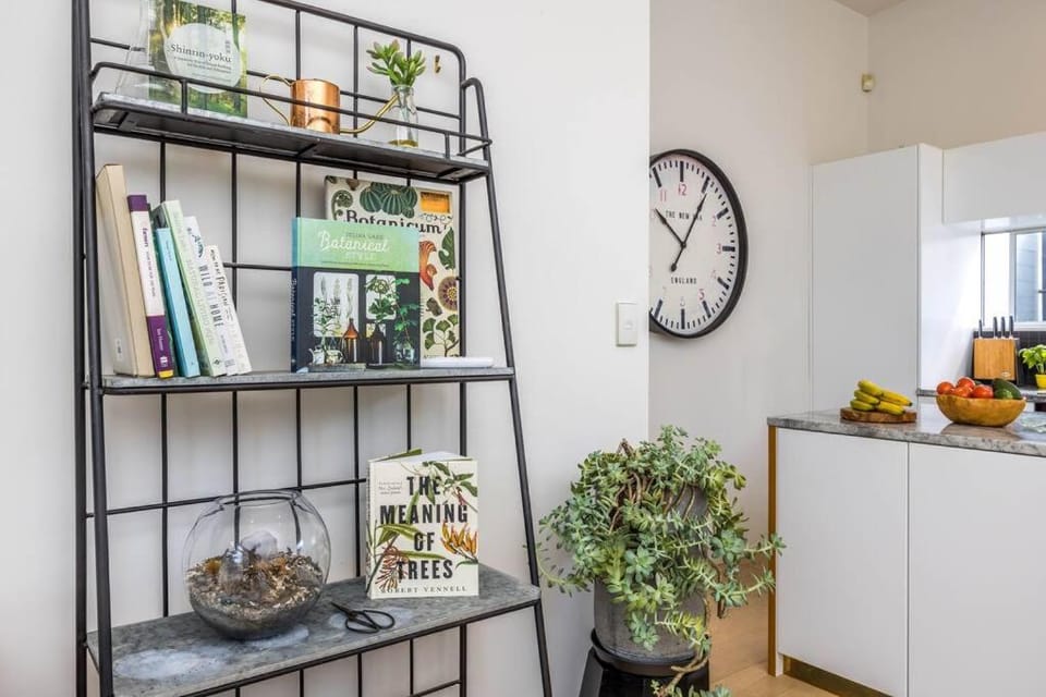 Freemans Bay Botanical Loft - Walk to Ponsonby & Waterfront Apartment in Auckland
