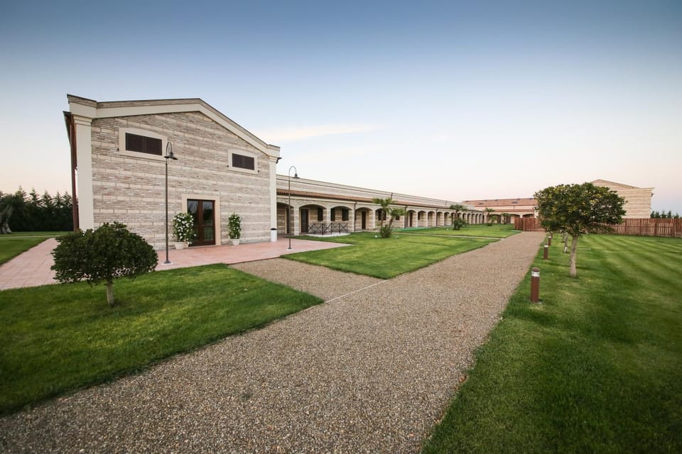 Facade/entrance, Lobby or reception, Decorative detail