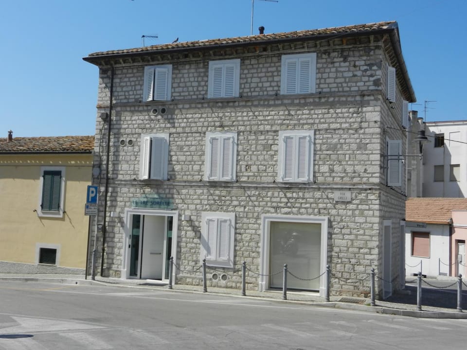 Property building, Day