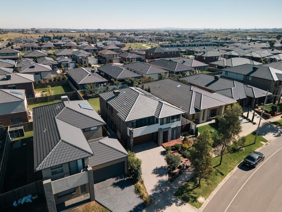 Property building, Neighbourhood, Bird's eye view, Street view, Location