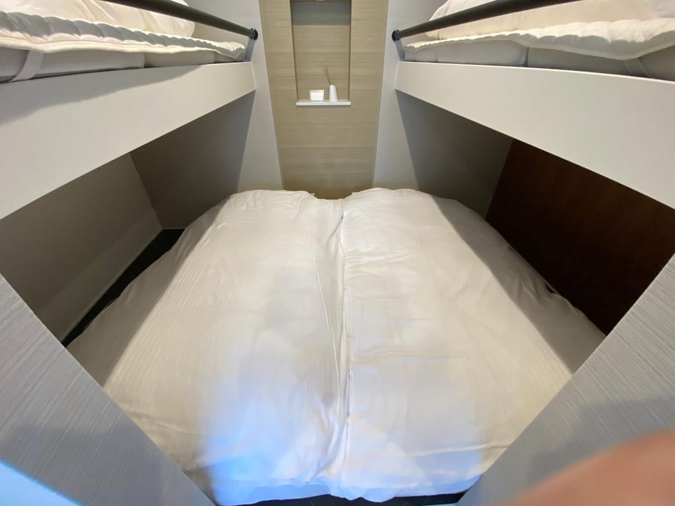 bunk bed