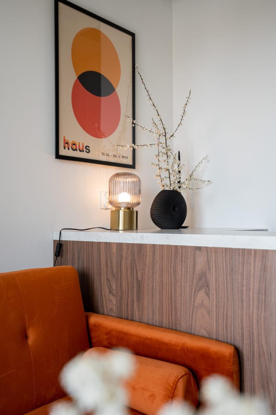 Living room, Decorative detail, Seating area