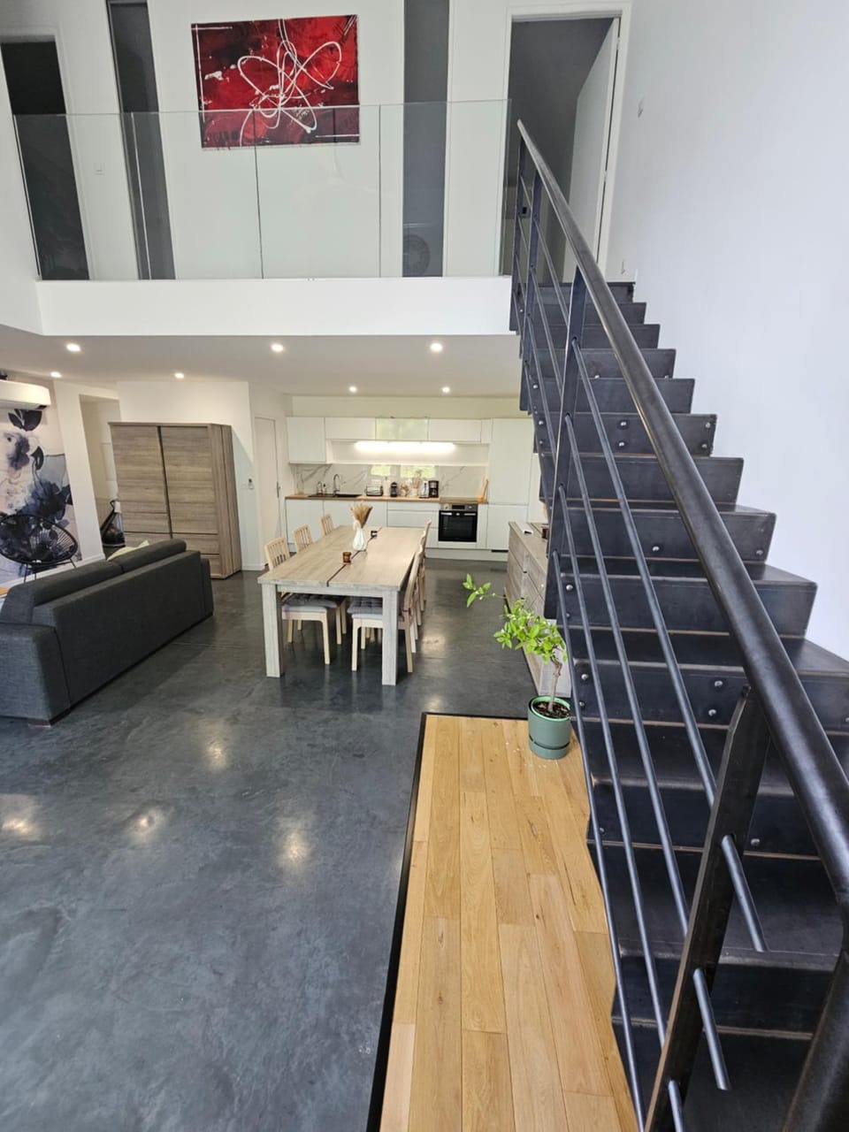 Kitchen or kitchenette, Living room, Seating area, Dining area