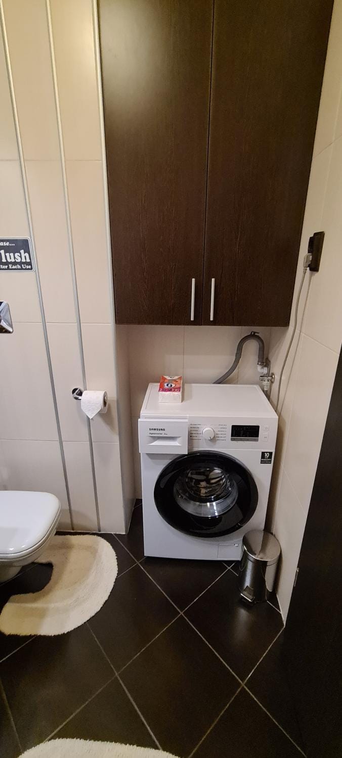 Toilet, Bathroom, washing machine