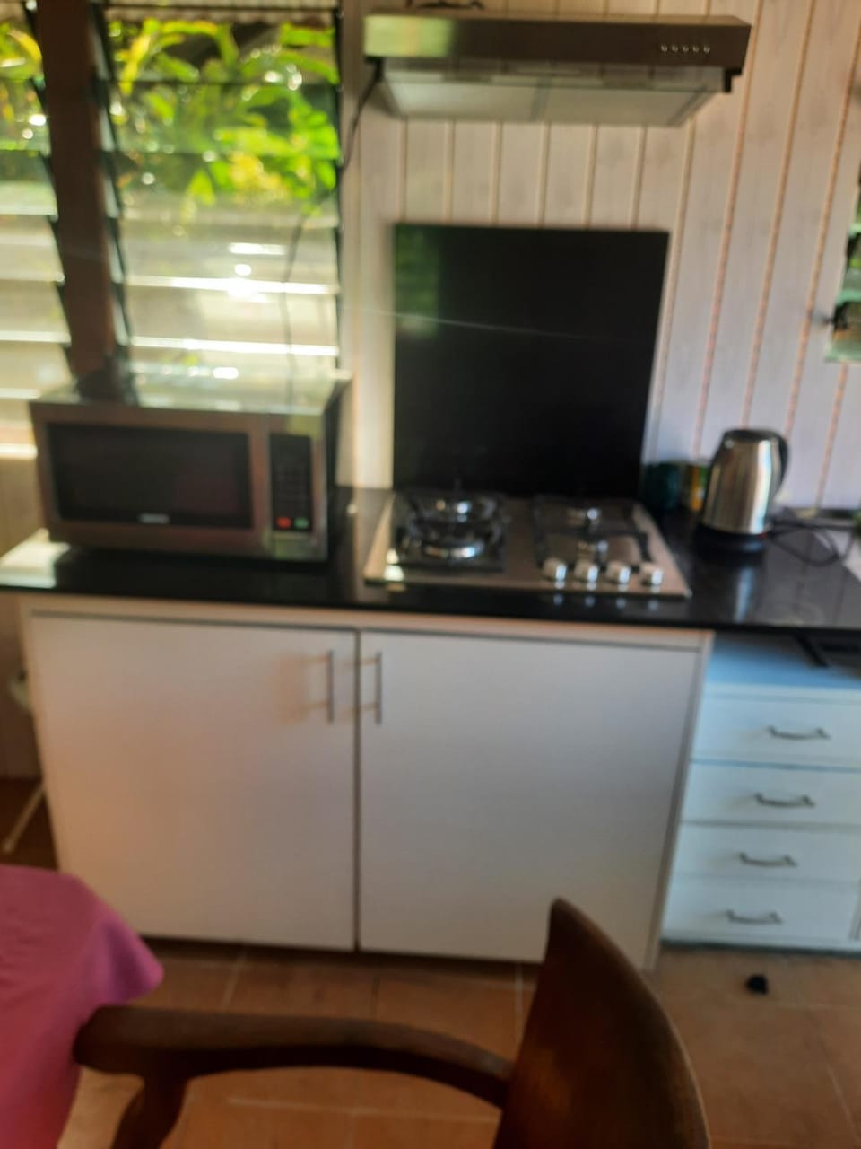 pet friendly, stove