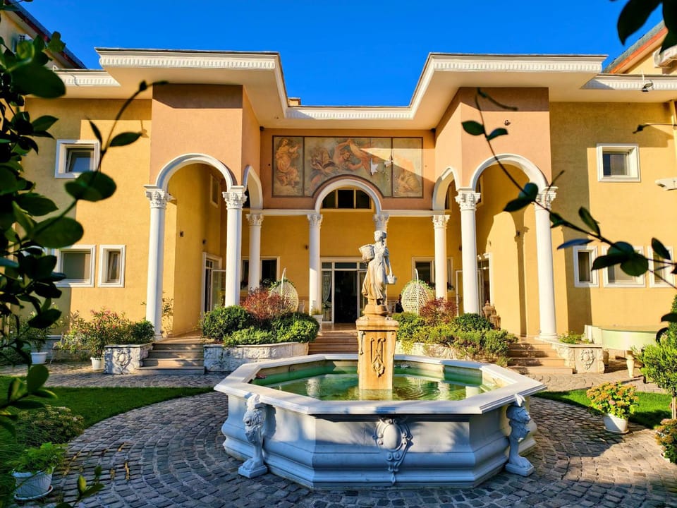 Бутиков хотел History Hotel in Bulgaria