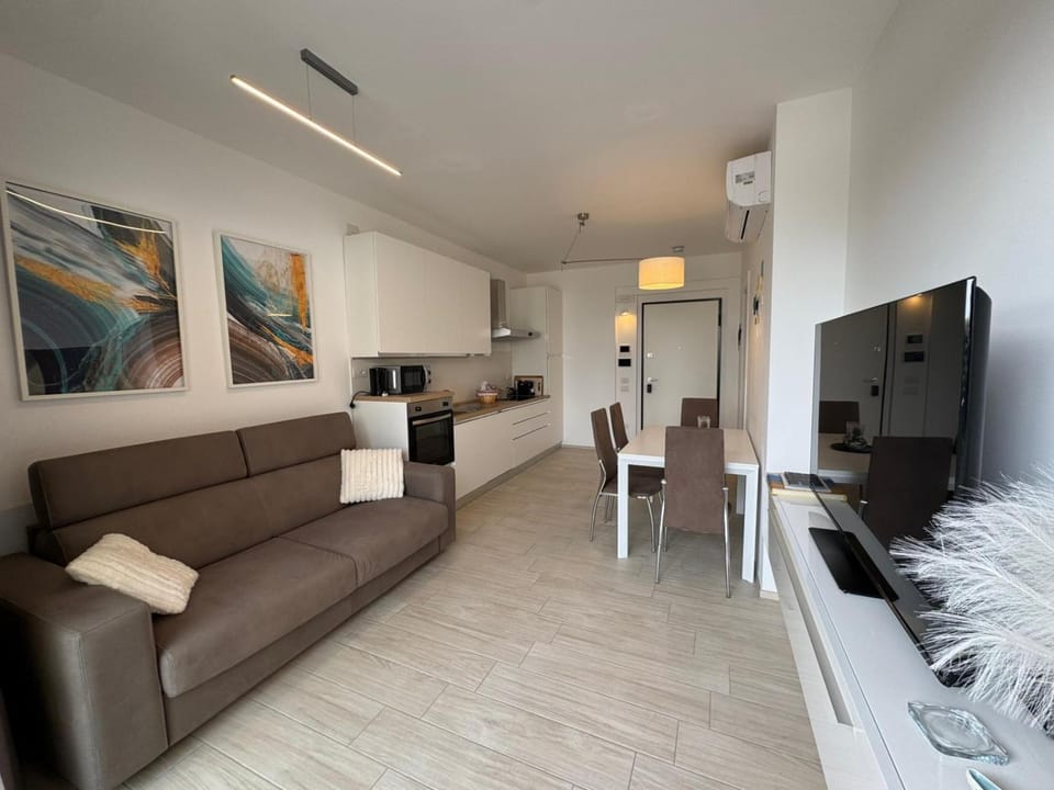 Living room, kitchen