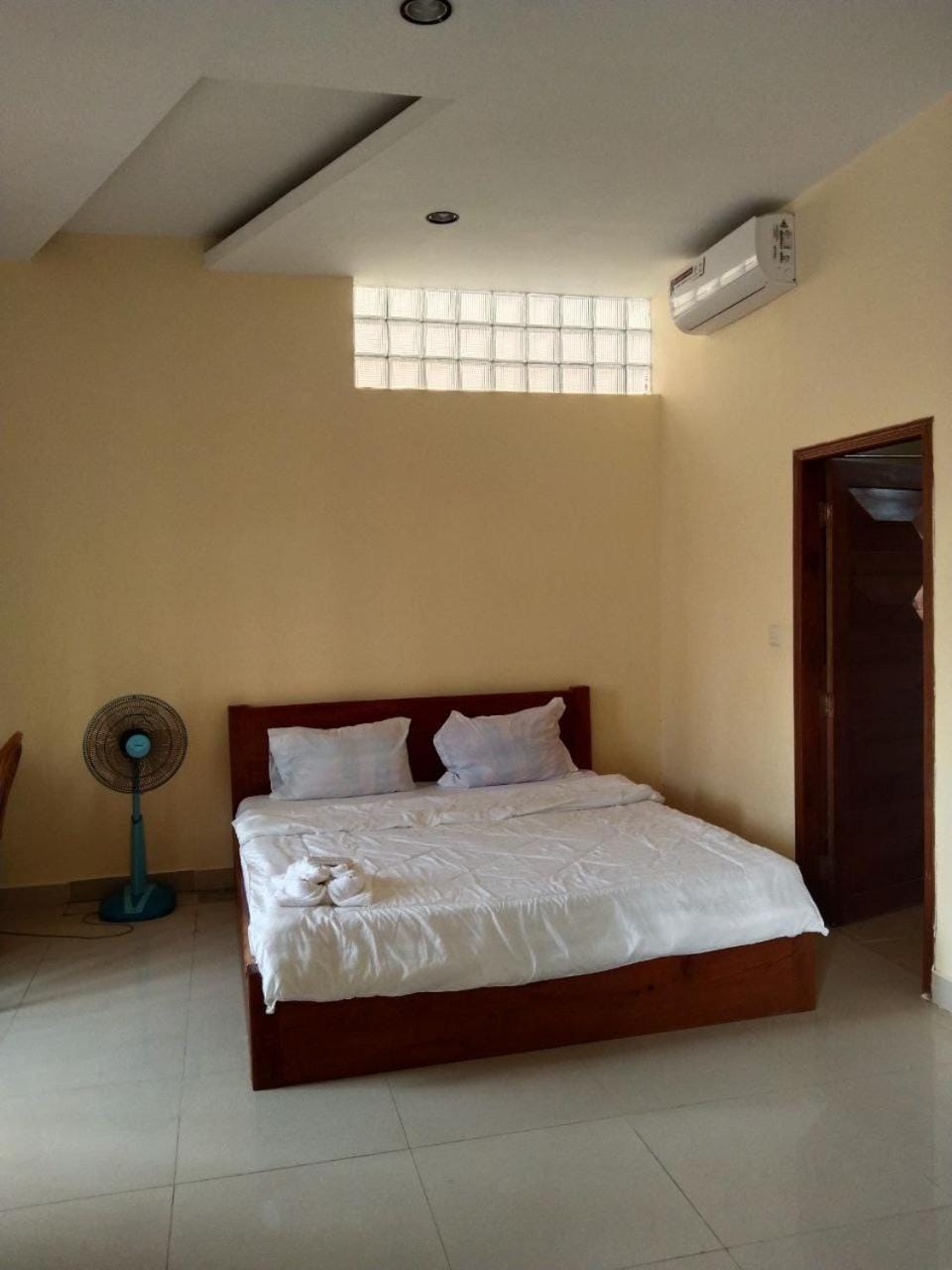 Room 11 - Studio in a villa 5mn walk from the Royal Palace with swimming pool Vacation rental in Phnom Penh Province