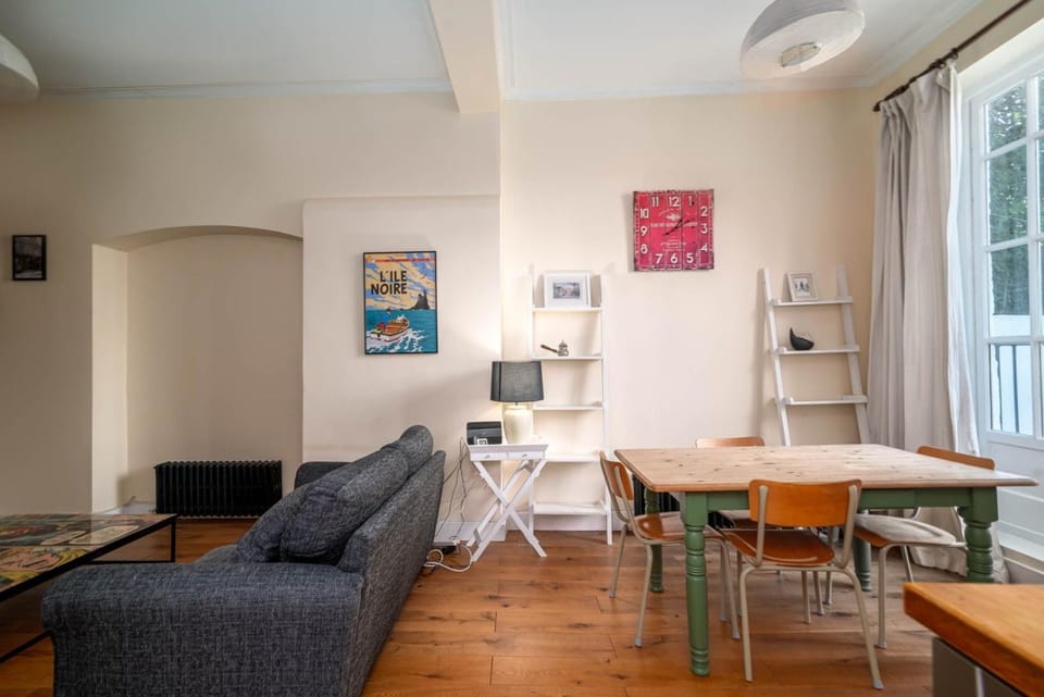GuestReady - Former Pub-Turned-One Bedroom Flat Apartment in London Borough of Southwark