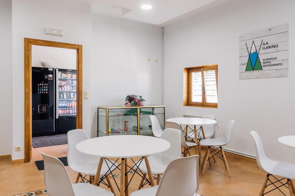 Vila Vilariño Albergue Hotel & Restaurante Hostel in Galicia