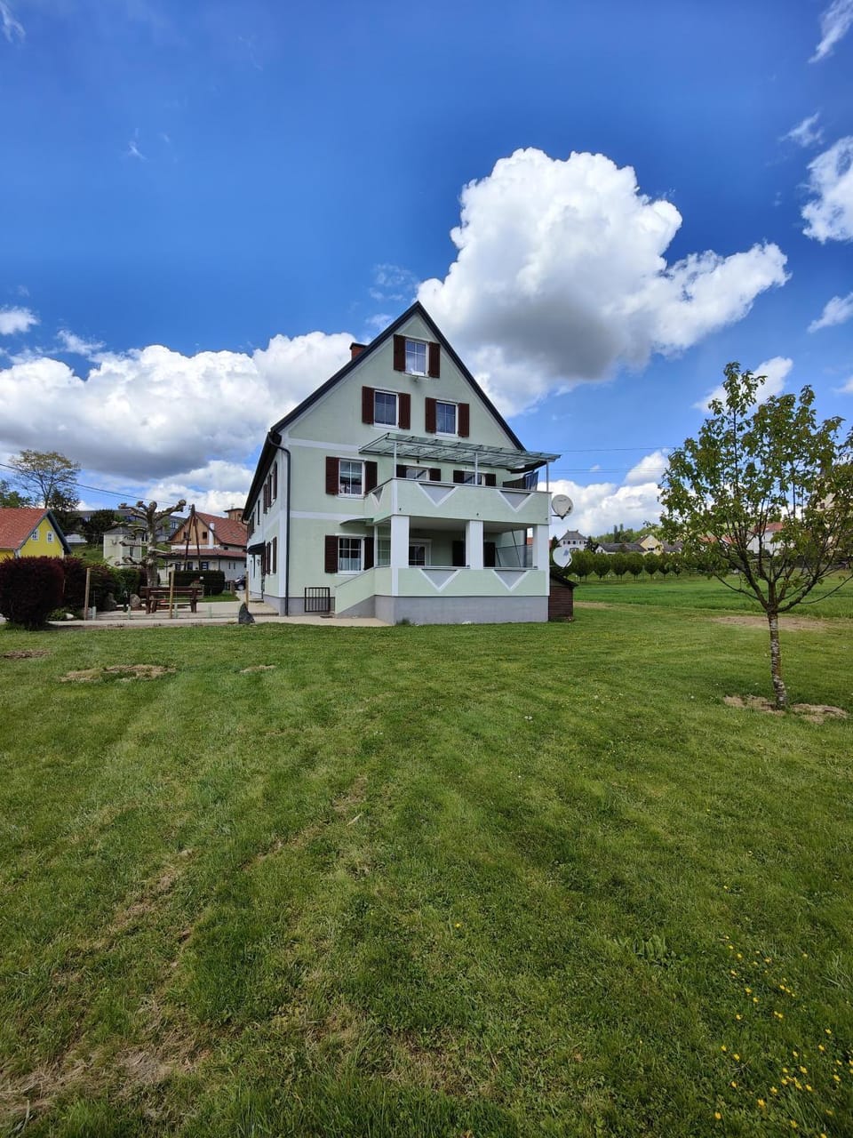 Property building, Garden, Garden view