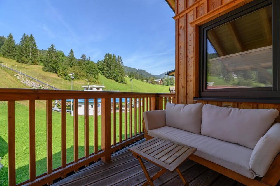 View (from property/room), Balcony/Terrace