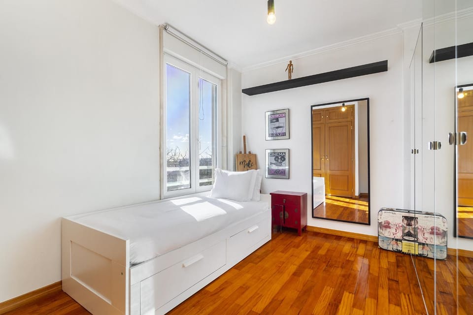 Bed, Bedroom, wardrobe