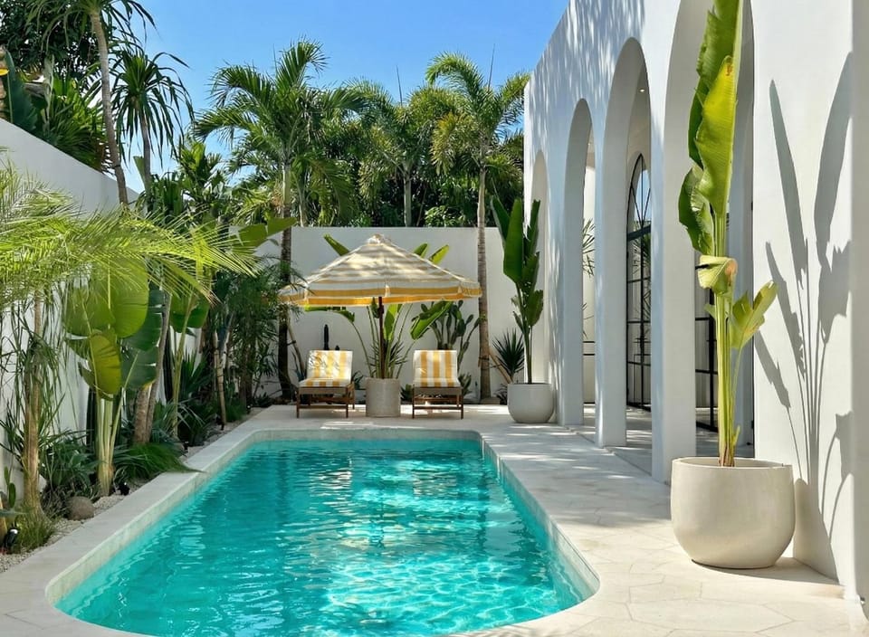 Property building, Patio, Day, Garden, Garden view, Pool view, Swimming pool, sunbed