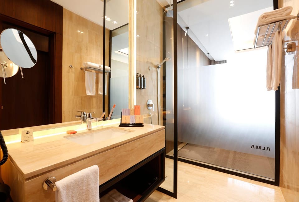 Shower, Bathroom, towels