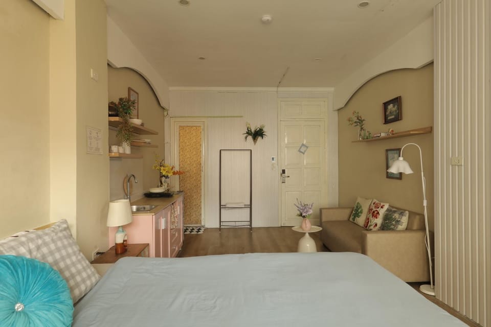 Photo of the whole room