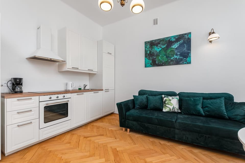 Kitchen or kitchenette, Living room