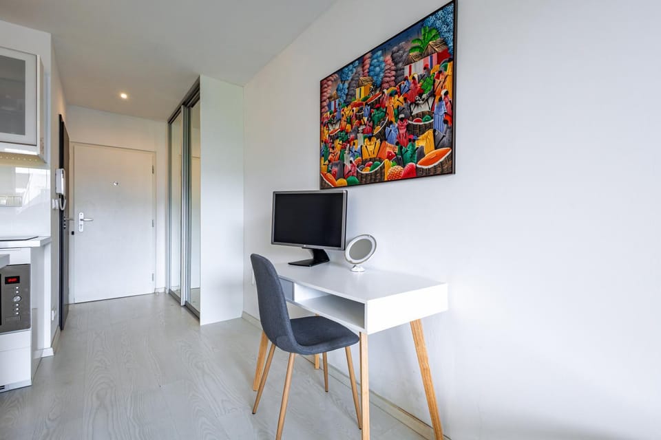 FREE PARKING - ADM New Studio, Central Location Apartment in Bratislava