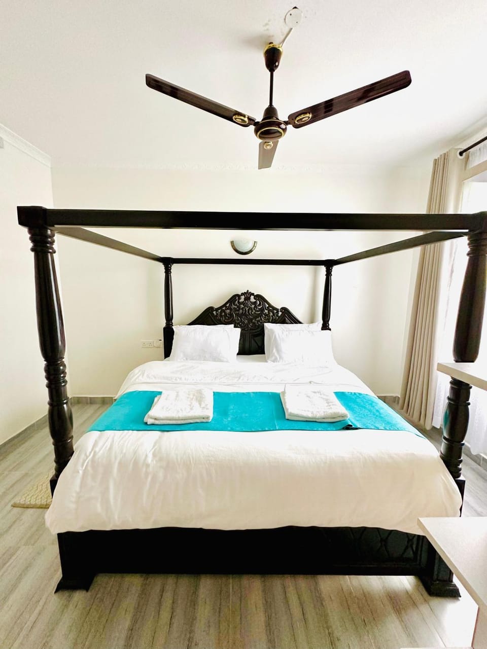 2 Bedrooms Siloam apartments Apartment in Mombasa