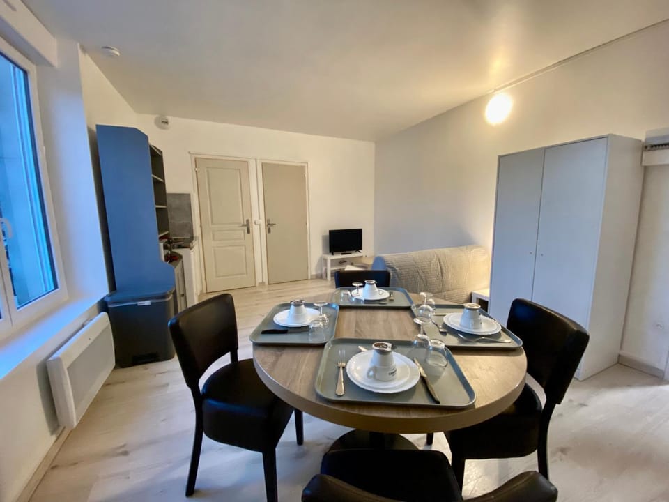 Living room, Seating area, wardrobe