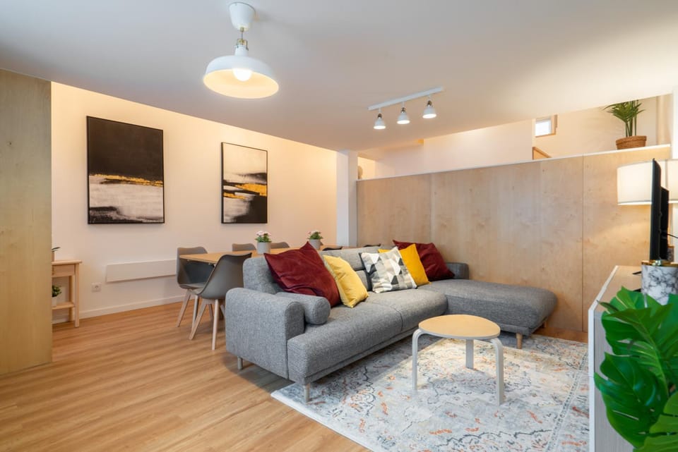 TV and multimedia, Living room, Seating area