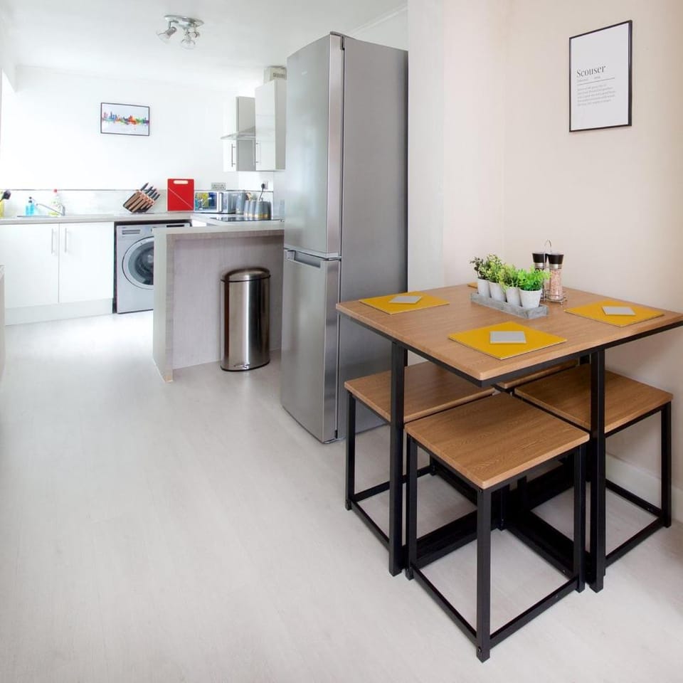 GuestReady Modern 2BR Home by Anfield Stadium House in Liverpool