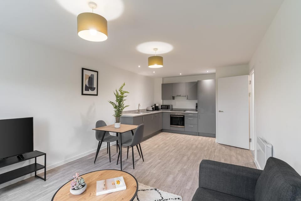 TV and multimedia, Kitchen or kitchenette, Living room, Seating area, Dining area, minibar, pet friendly, stove